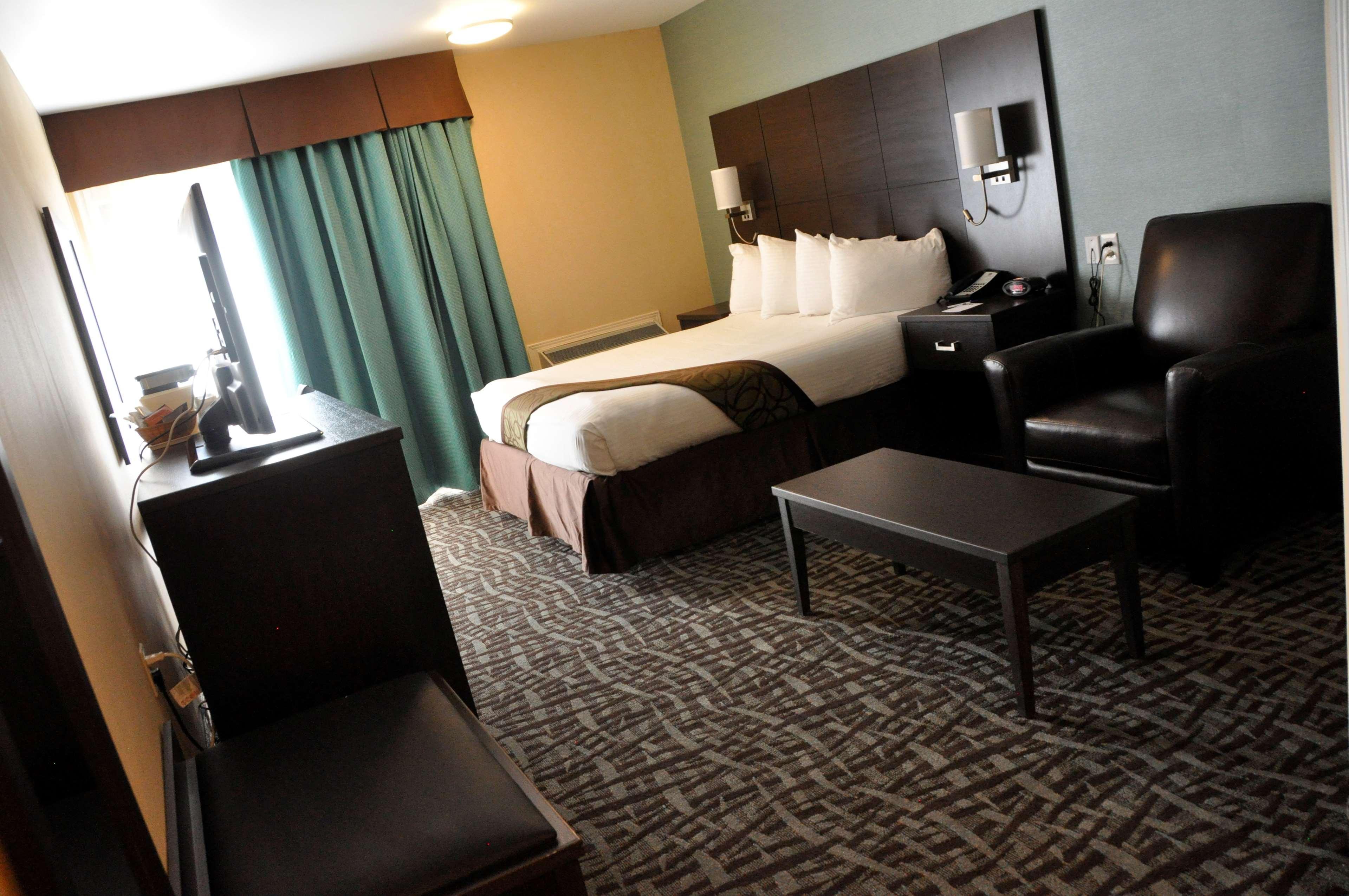 Best Western Plus Barrie Buitenkant foto