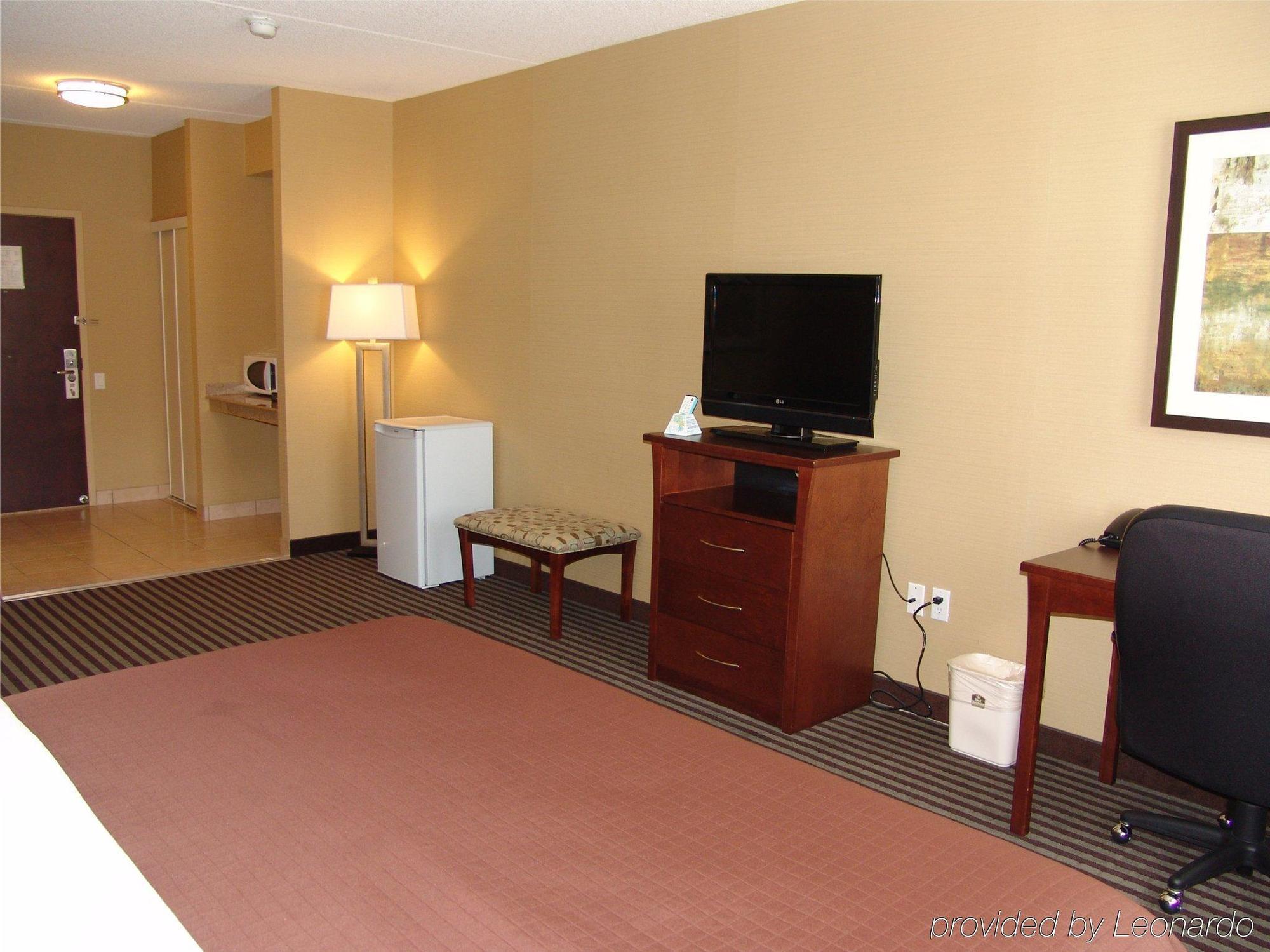 Best Western Plus Barrie Buitenkant foto